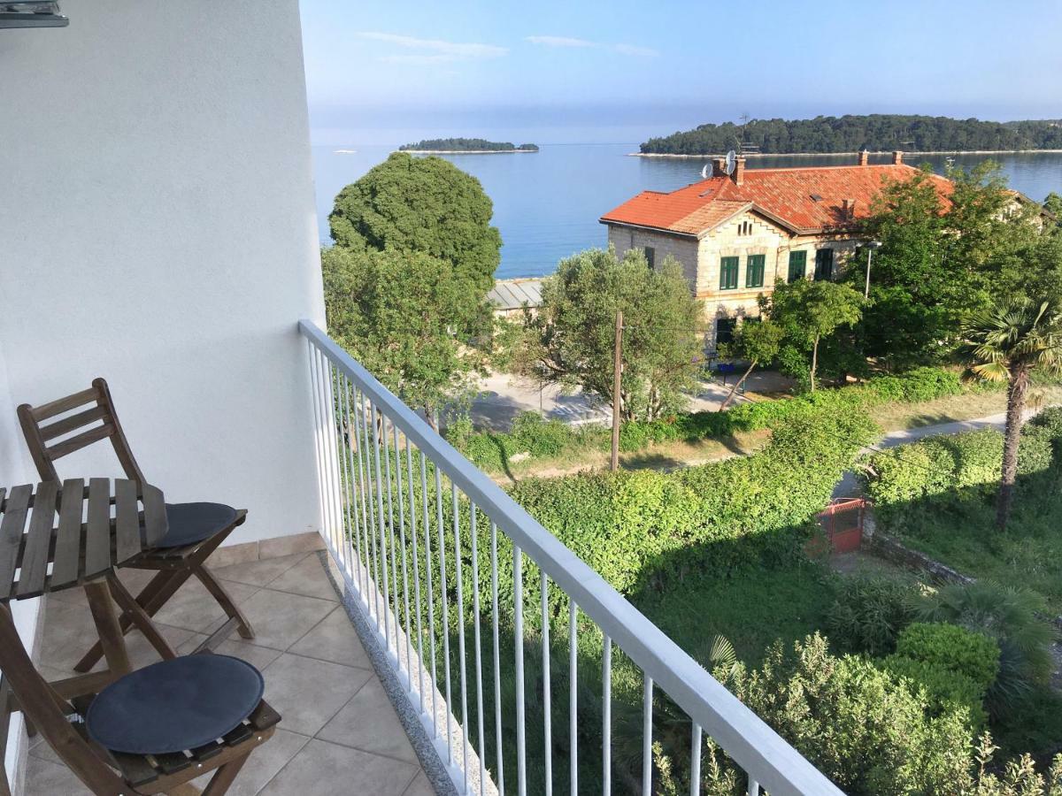 Apartment With A View Rovigno Esterno foto